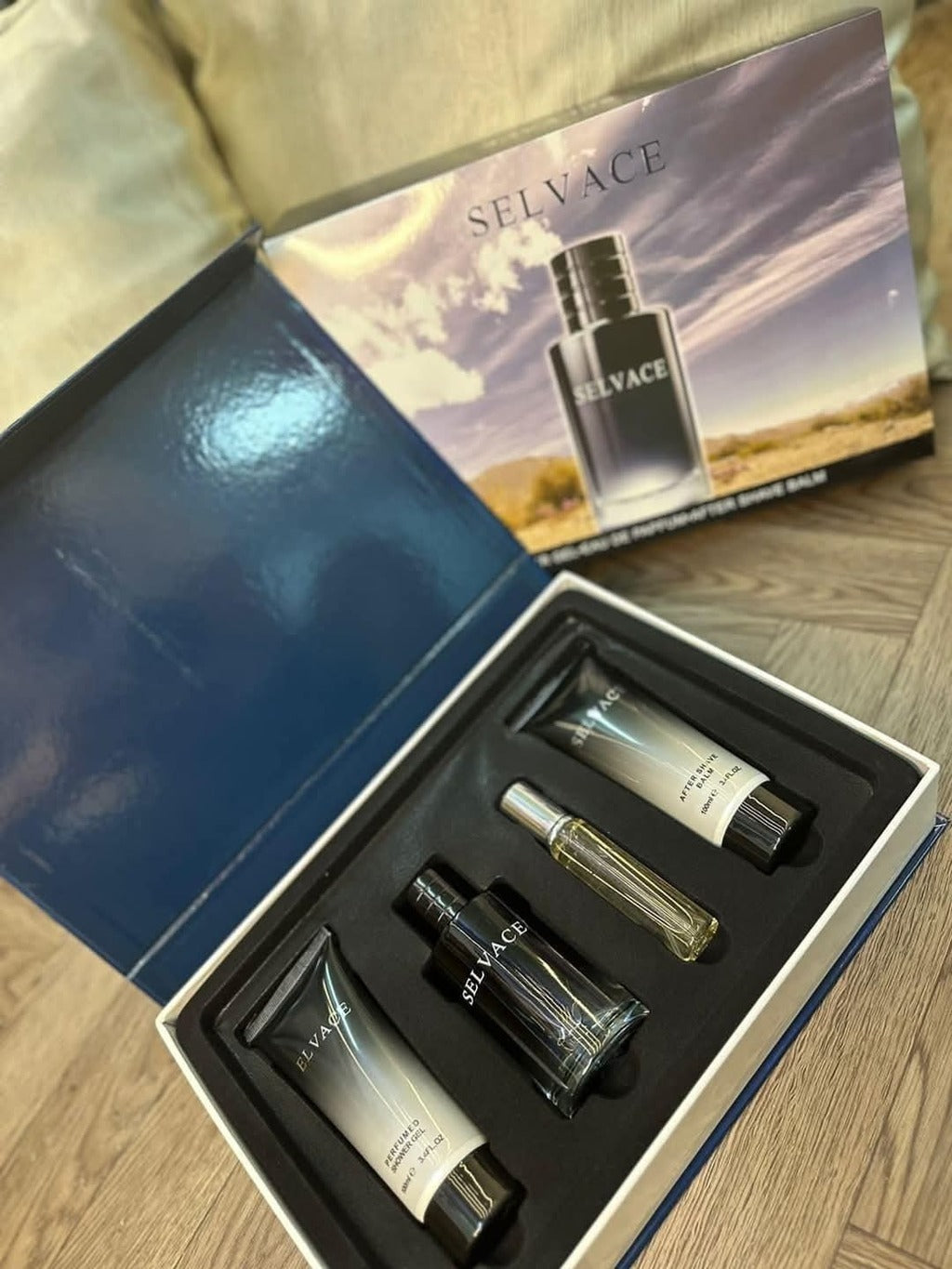 Kit de perfumes, gel de ducha, colonia, perfume de cartera e hidratante - (copia)