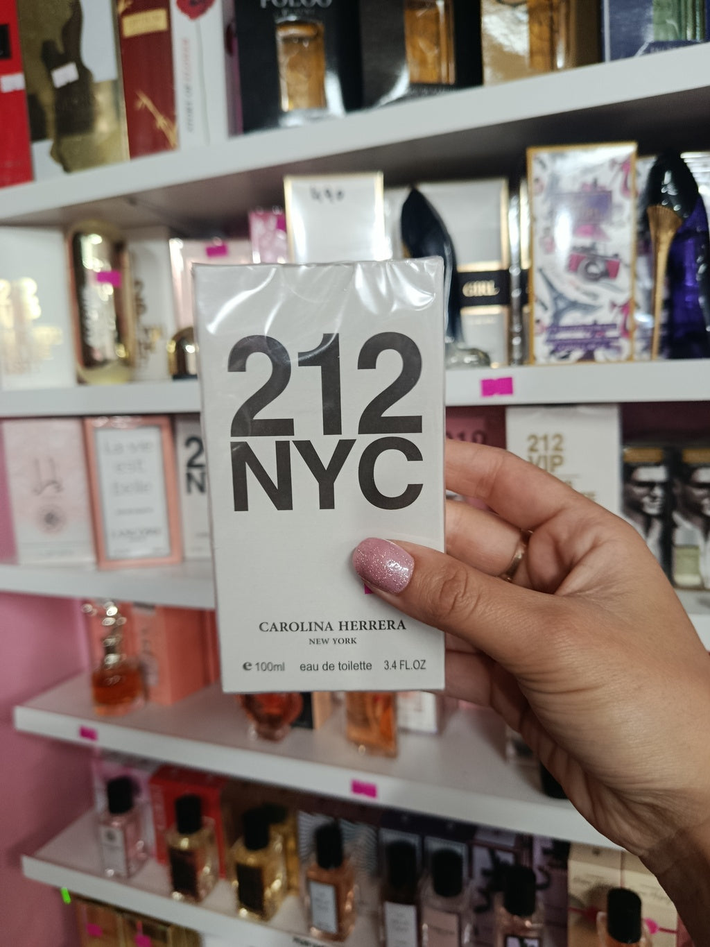 Perfume 212 CH