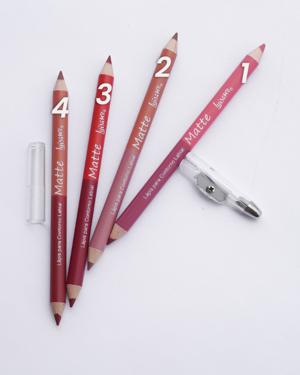 Delineador labial doble