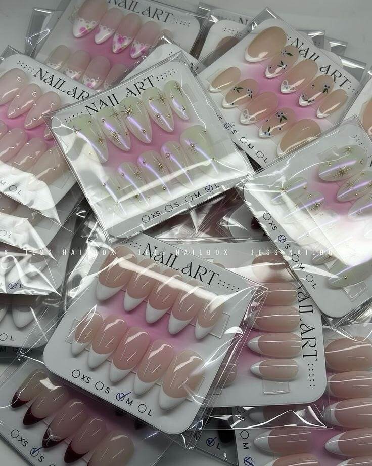 Pack Bolsitas transparentes con adhesivo para Uñas Press On o para Kits de Preparación