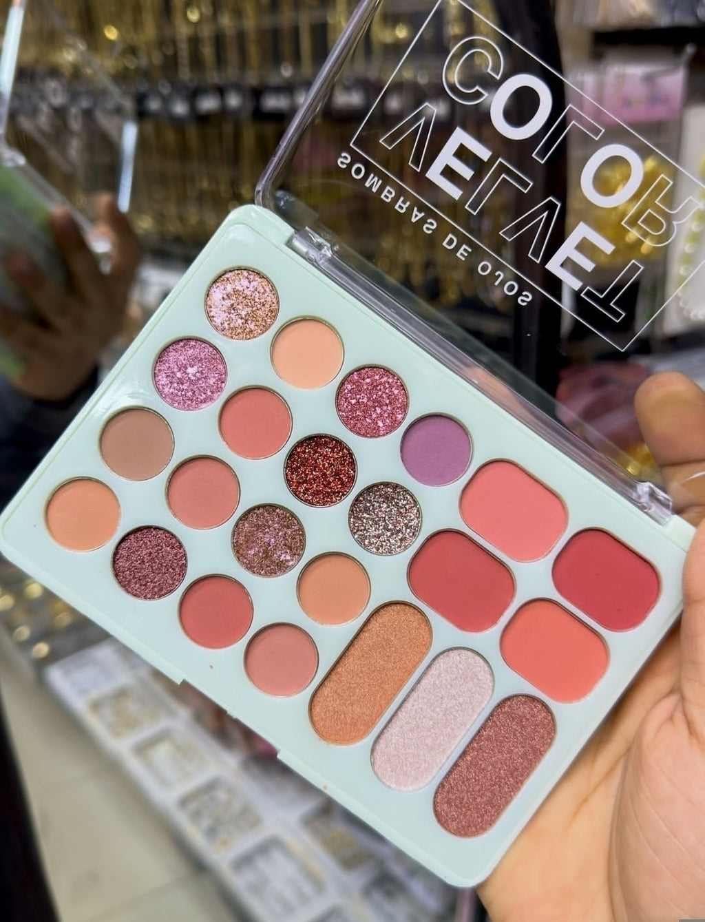 Paleta de sombras VELVET COLOR - Modelo 2