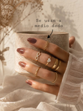 Anillos dorados y plateados (medio dedo, ideal para lucir diseños de uñas)