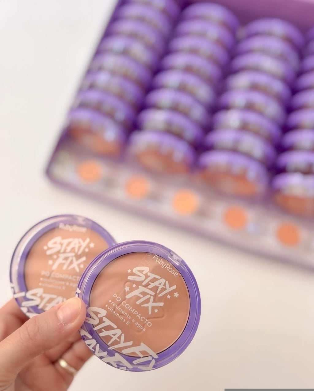 Polvo Compacto Stay Fix - RubyRose