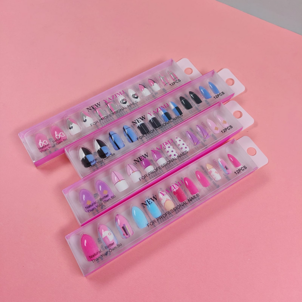 Uñas press on decoradas