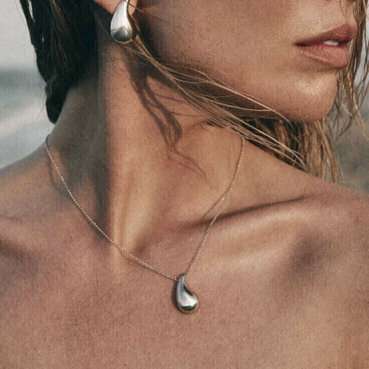 Collar Gota