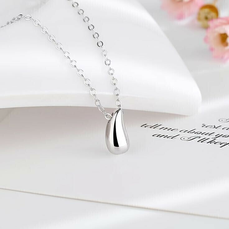 Collar Gota