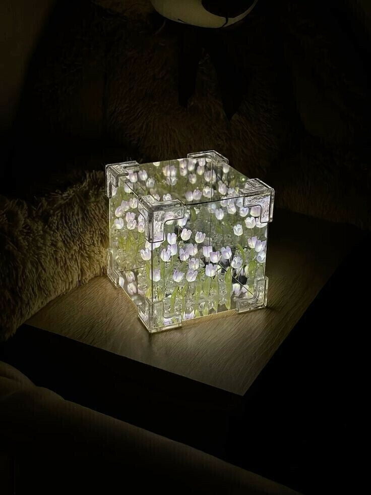 Lámpara de Tulipán Cubo