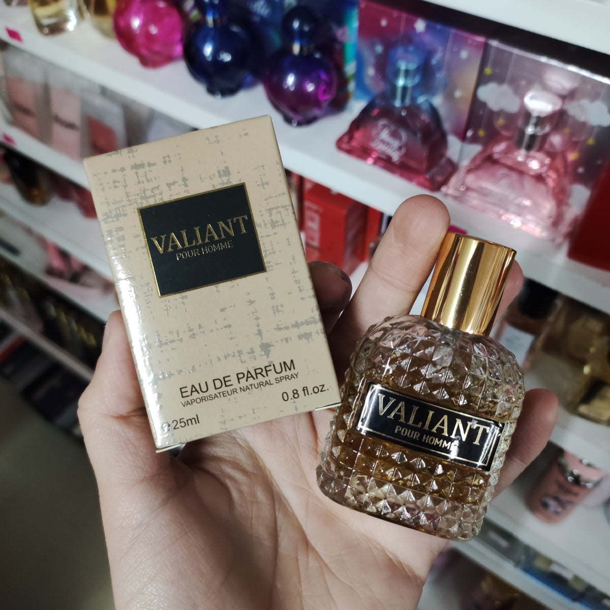 Perfume VALIANT Pour Homme