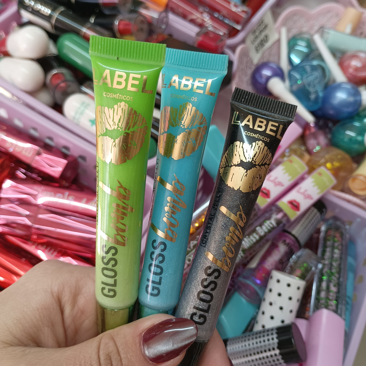 Gloss Bomb