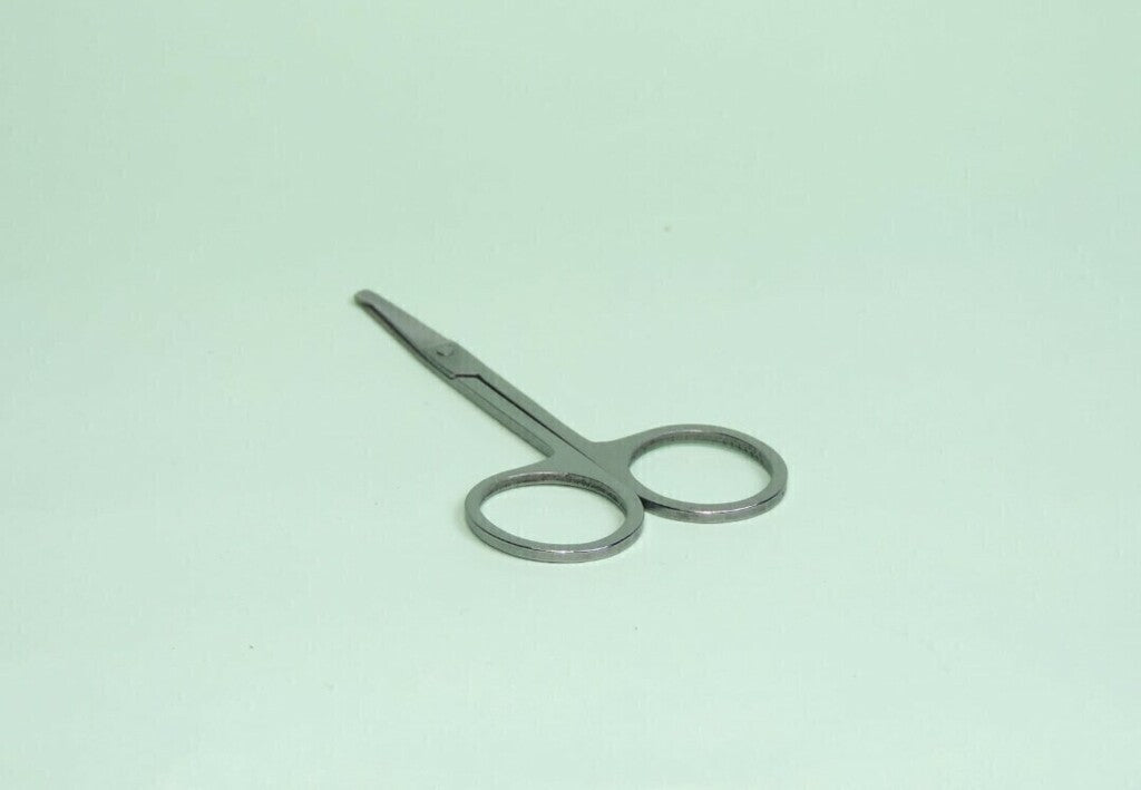 Tijeras para cutículas curvas y rectas