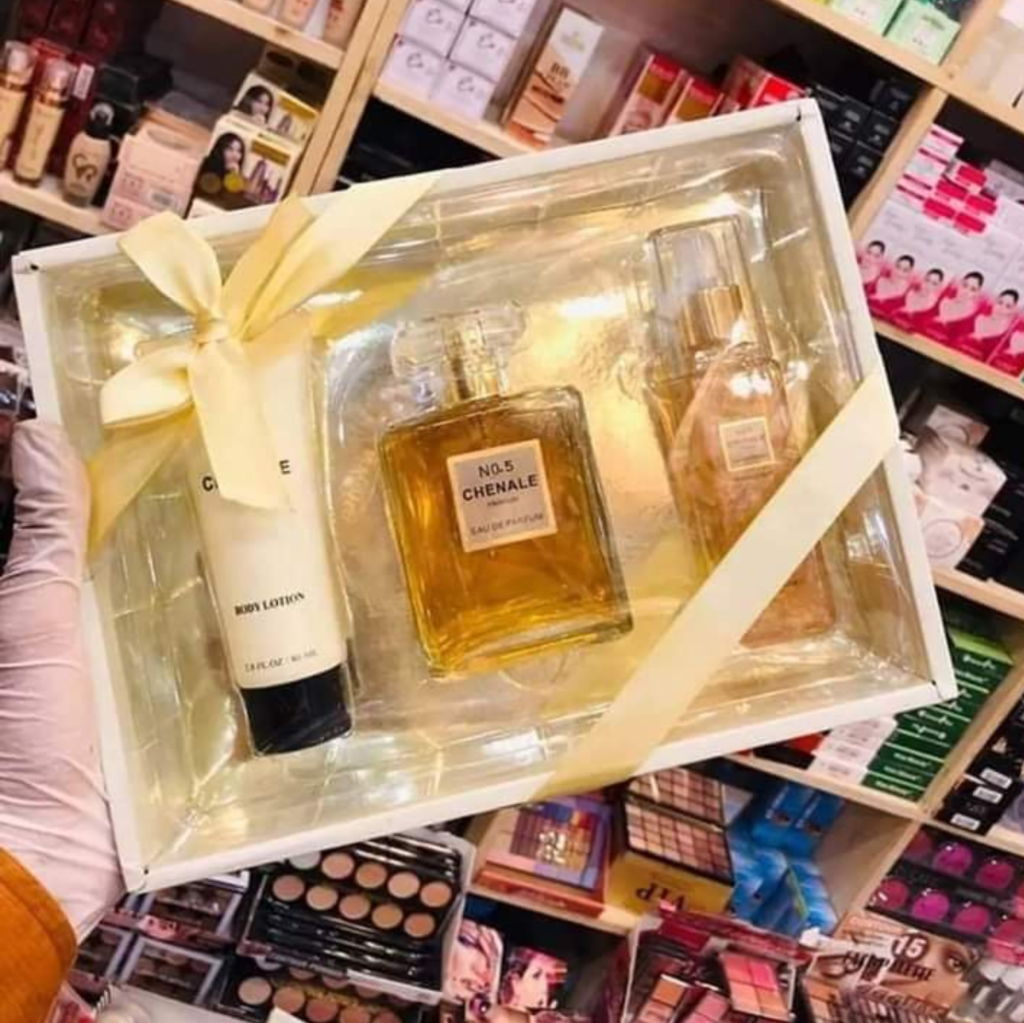 Pack de perfume + body splash + hidratante