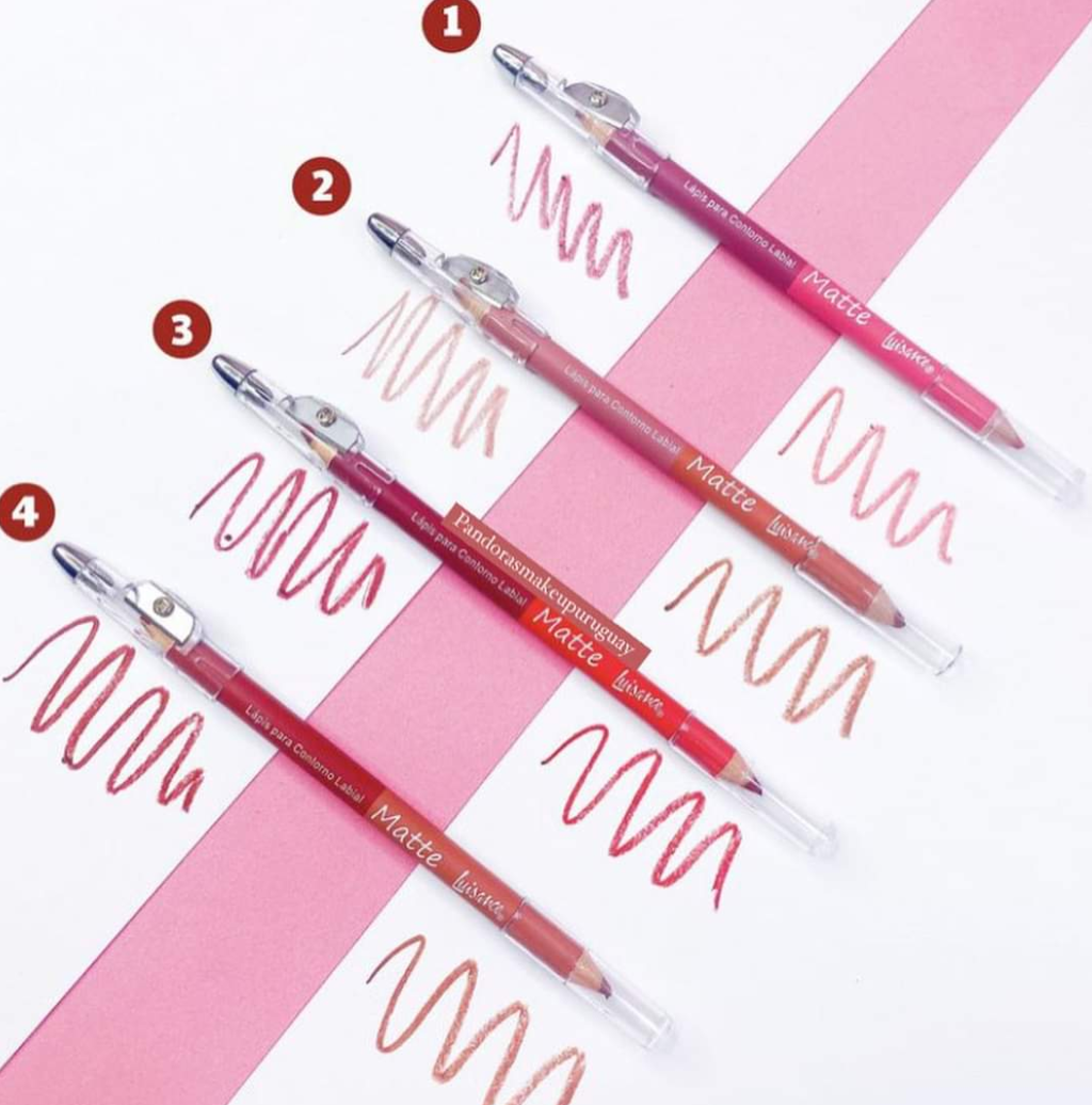 Delineador labial doble