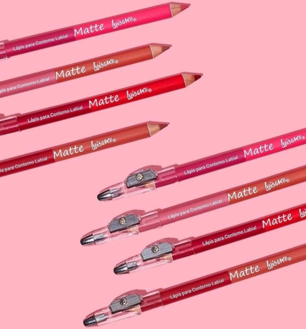 Delineador labial doble