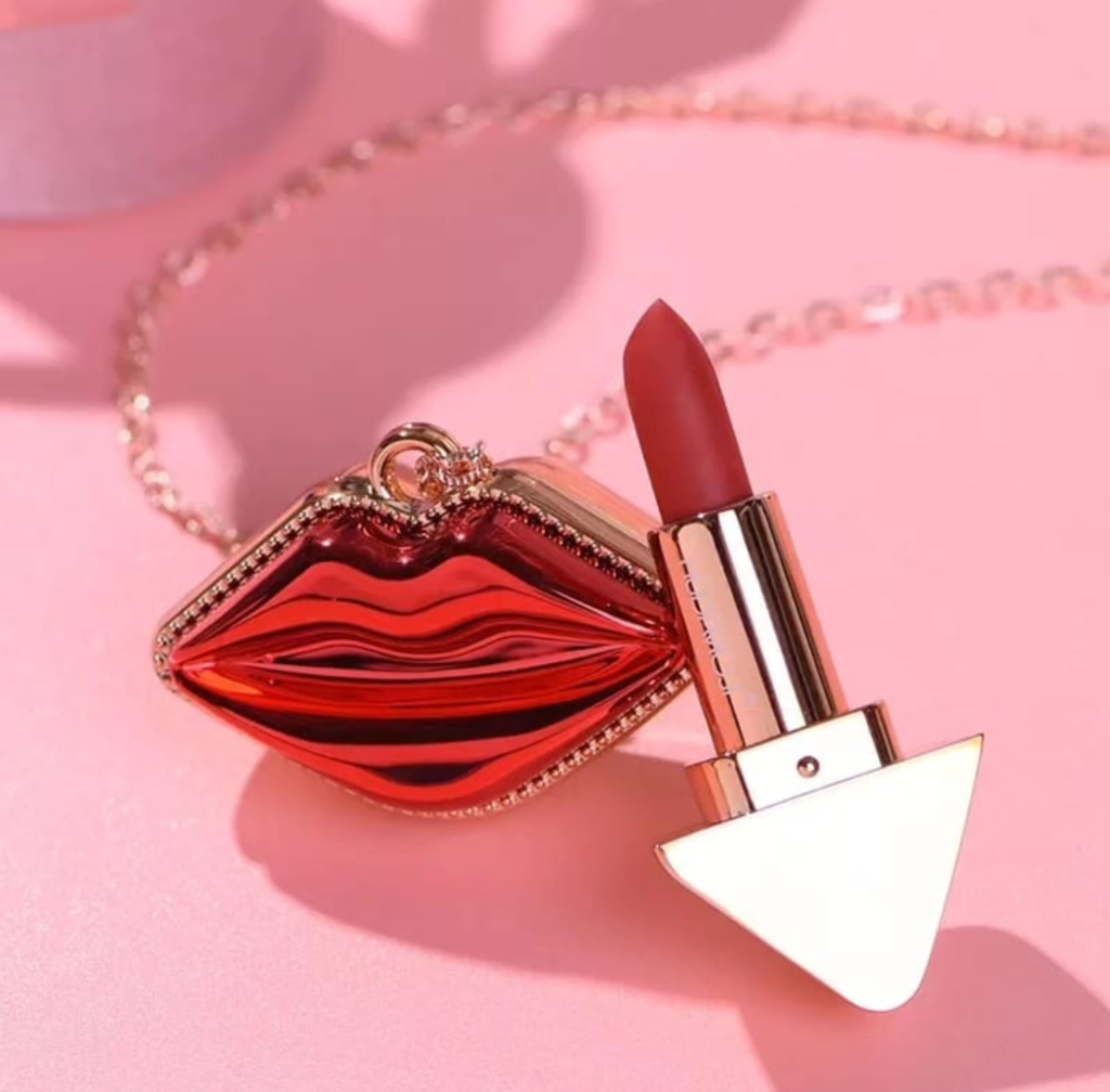Labial collar