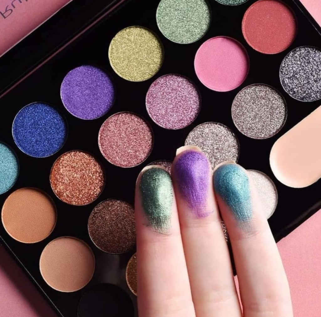 Paletas RubyRose con primer/corrector